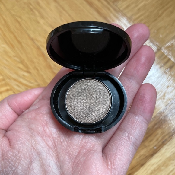 New but unsealed - No 7 Stayperfect eyeshadow single - brown/bronze - Picture 7 of 7